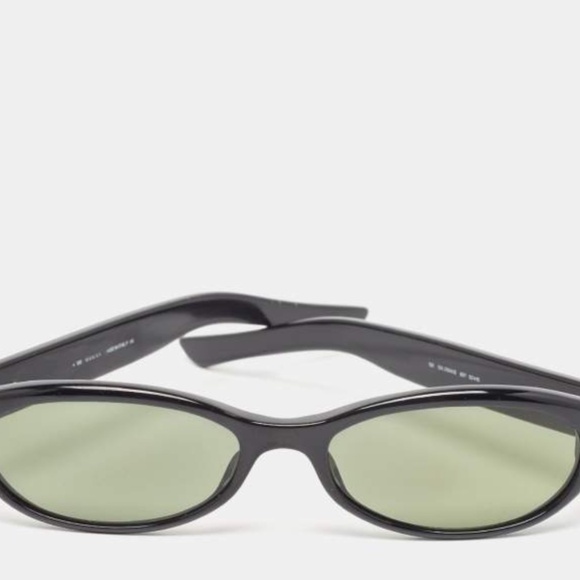 Gucci Vintage Black GG2504/S Rimmed Oval Sunglasses